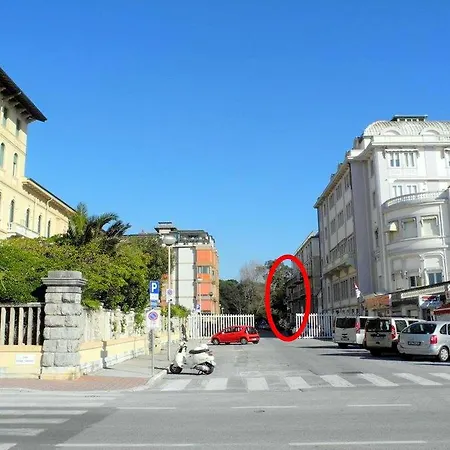 Ferienhaus Miraggio Sei Viareggio